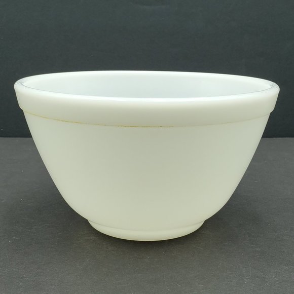 Pyrex White 1.5 Pint Mixing Bowl #401 Small Serving Nesting Bowl - Picture 4 of 7